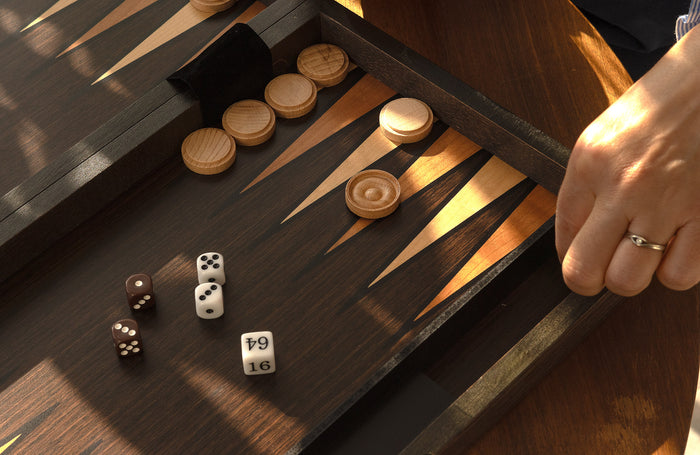 Backgammon w drewnianej kasecie (52x43,5 cm)