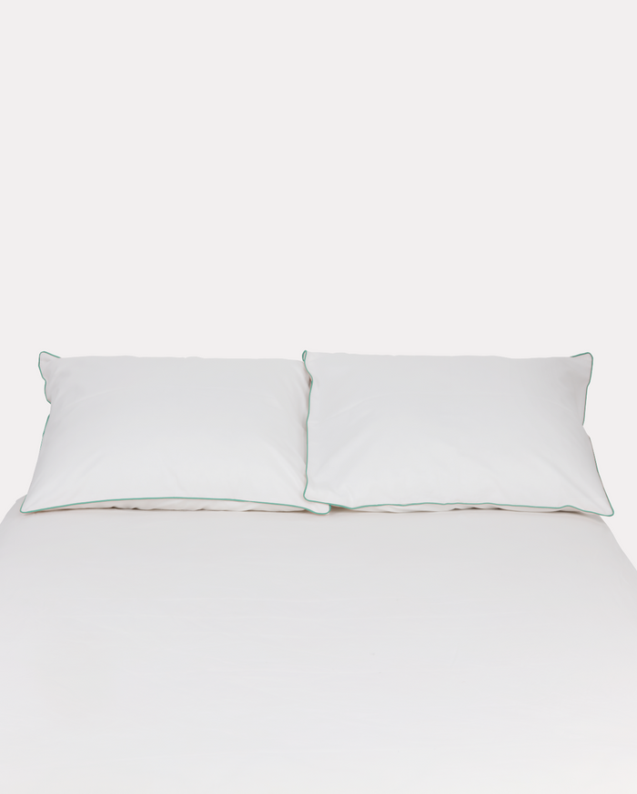 Classic Percale - Core Bedding Set - White with Jade Green Piped Edge