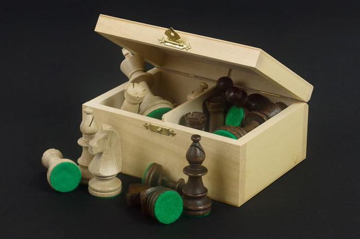 STAUNTON Std No 4 (in wooden box, light)