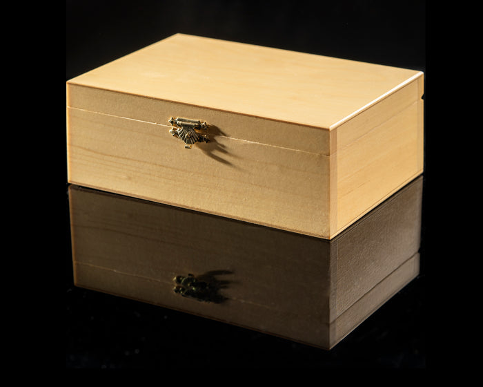 STAUNTON Std No 4 (in wooden box, light)